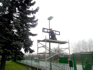 Instalace LED panelu na stožár